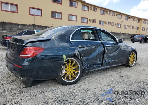 2017 Mercedes-Benz E 300 z USA, uszkodzony, nr VIN WDDZF4JB4HA212909